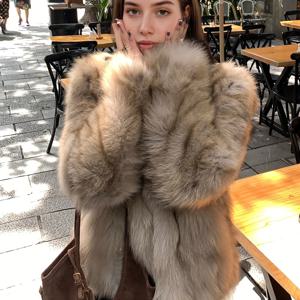 TEMU 여성용 우아한 여우 모피 코트 - 겨울 따뜻함 반팔 재킷, 일상 및 정장용 시크 아우터웨어, 가을/겨울 패션, 조립 불필요, 쉬운 관리, 여성 겨울 코트, 플래켓 프론트 디자인, 내구성 있는 따뜻함, 계절별 옷장, 클래식 실루엣, 고품질 원단, 스타일리시 겨울복, 오피스웨어|패션