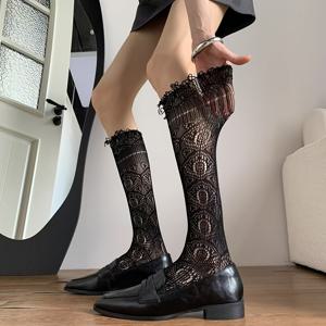 TEMU 리리 디자인의 레트로 하이-필 프린지 컷아웃 니하이 양말 한 쌍