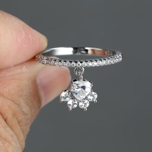 TEMU 기발한 동물 발톱 반지 - 흰색 돌 펜던트가 달린 기념일 반지, 로맨틱한 하트 모양 디자인, 귀여운 고양이 개 곰 모티프, 여성, 결혼식, 사랑, 우정에 이상적