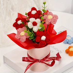 TEMU 핸드메이드 니트 데이지 부케 - 리얼리스틱 옐로우, 화이트, 핑크, 블루, 레드 또는 플로럴 아레인지먼트 - 파스텔 핑크, 베이지, 레드 리본 버킷 포함 - 홈, 오피스, 웨딩, 생일용 유지보수 없는 인조 꽃 - 어버이날, 발렌타인데이, 크리스마스, 추수감사절 완벽 선물 - 내구성 있는 폴리에스터 장식품, 웨딩 테이블 센터피스, 섬세한 공예