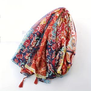 TEMU 스타일 프린트 스카프 - 100% 폴리에스테르, 통기성 및 보온성, 장식용 비치 스카프, 술 장식, 비늘 없는 스트레치, 짠 공예 장인 정신, 프린트 민족 디자인 스카프