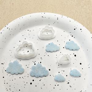 TEMU 3pcs 구름 모양의 폴리머 클레이 커터 세트, 기하학적 패턴, 귀걸이 및 DIY 공예용 플라스틱 조각 도구, 캐주얼 테마, 데이, 마르티 그라스, 봄 축제에 완벽합니다.