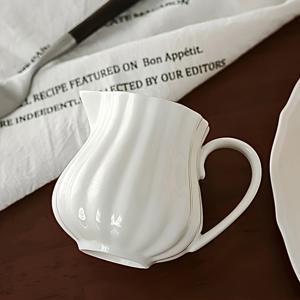 TEMU 1개 스칸디나비아 호박 모양 우유 피처 - 세련된 화이트 컬러, 홈 & 카페용, 추수감사절, 크리스마스, 할로윈, 하누카 장식 주방 용품 선물 아이디어