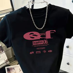 TEMU 여성용 슬림핏 크롭 반팔 티셔츠 - 블랙 라운드넥 고신축 캐주얼 탑, 대담한 핑크 'EAF' & 'ESCAPE FROM 60' 그래픽 프린트, 봄/여름 주말룩 편안한 풀오버