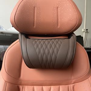 TEMU 고급 나파 헤드레스트 - 초극세사 부드러움과 통기성 디자인 특징, 목 지지 및 편안한 착용감 제공, 모든 차종에 적합, 대부분의 차량과 호환, 내구성이 뛰어난 고품질 소재로 제작, 장거리 운전 및 사무실 사용에 이상적