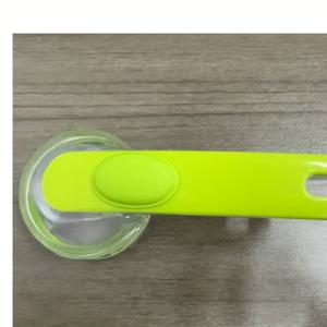 TEMU 1개 2-in-1 애완동물 목욕 브러쉬 (샴푸 디스펜서 내장) - 이중 기능 강아지 & 고양이 그루밍 브러쉬, 긴털 & 짧은 털 디자인, 인체공학적 손잡이