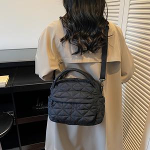 TEMU 패션 여성 숄더백 | 다용도 크로스바디 및 백팩 사용, 조절 가능한 스트랩, 지퍼 잠금, 옥스포드 천, 단색: 회색, 연한 녹색|크로스백|여행용크로스백