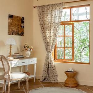 TEMU 빈티지 로맨틱 레드 장미 플로럴 커튼 1개, 로드 포켓과 태슬이 특징이며, 주방 짧은 커튼, 방 분리, 도어 커튼에 적합하며, 침실, 서재, 거실, 발코니 베이 윈도우, 정원, 카페, 휴가에 이상적입니다.