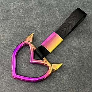 TEMU 컬러풀 하트 모양 JDM 레이싱 카 핸들 스트랩 - 드리프트 참 & 안전 경고 링, 내구성 있는 나일론 및 PVC, 자동차 및 버스용 다기능 자동차 액세서리, 범퍼 견인 스트랩|장식용 카 스트랩|기능적인 자동차 부품