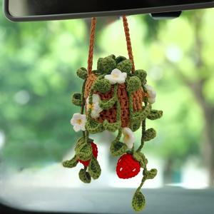 TEMU 수제 크로셰 딸기 바구니 차량 참 - 귀여운 니트 후방 거울 장식, 창의적인 패브릭 인테리어 액세서리