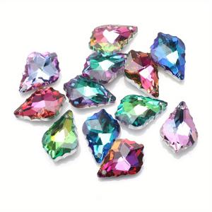 TEMU 유리 비즈가 포함된 30개 메이플 리프 액세서리 세트. 주얼리 및 네일 아트 공예 재료로 적합합니다.