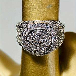 TEMU 여성을 위한 고급스럽고 스타일리시한 반지. 지르코니아 스톤이 장식되어 있으며, 볼드하고 넓은 라운드 밴드가 특징입니다. 남녀 모두에게 적합하며, 일상복, 파티, 결혼식, 선물용으로 좋습니다.