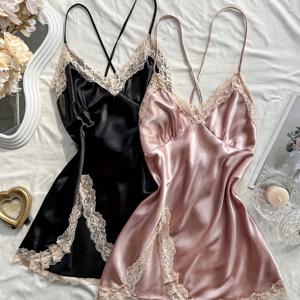 TEMU 2pcs 레이스 트림 V넥 실크 나이트가운 - 블랙 & 블러시, 스트랩리스 수면복, 러치 디테일, 성인 올 시즌 파자마, 나이트웨어 필수품 | 러치 소재 | 스트랩리스 디자인