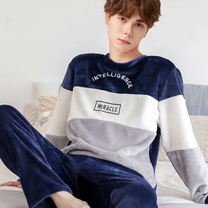 TEMU 겨울용 안감 두꺼운 플러시 1세트/2피스 세트 키가 큰 청소년 남아용 새로운 컬러블록 루즈핏 따뜻한 라운지웨어 세트, 청소년 남아용 플러스 사이즈 겨울 플러시 긴팔 상의 + 바지 라운지웨어 세트, INS 스타일 부드럽고 편안한 라운드넥 심플 캐주얼 라운지웨어 세트, 청소년용