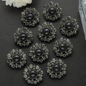 TEMU 8개 세트 속이 빈 메탈 버튼, 라인스톤 및 진주 장식, 여성 웨딩 드레스, 드레스, 셔츠, 스웨터, 코트 장식 및 공예품, 주얼리 선물 상자 및 재봉 액세서리 제작에 적합.
