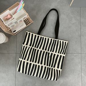 TEMU 여성용 캐주얼 토트백, 흑백 줄무늬 패턴 - 내구성 있는 지퍼 클로저, 고정된 어깨끈 & 부분 안감, 쇼핑 및 업무용, 손세탁 가능 선물 아이디어, 모던 디자인, 구조적인 핸들