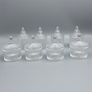 TEMU 8개 창의적인 모양 엠보싱 양초 홀더 (뚜껑 포함), 작은 요르트 모양으로 디자인됨, 식탁 분위기 향상 및 축제 선물로 완벽.