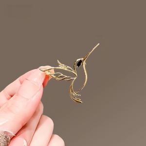 TEMU 우아한 골드톤 깃털과 블랙 젬스톤 눈의 새 모양 브로치 - 캐주얼 & 포멀 룩에 어울리는 섬세한 동물 무늬 여성용 액세서리