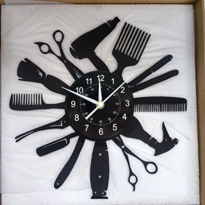 TEMU 인더타임 바버 툴즈 디자인 무소음 벽시계 - 대형 블랙 & 화이트 레트로 바버샵 장식 (가위, 빗, 바버폴, 미용 도구 포함) - 내구성 강한 비닐 시계, 살롱, 맨케이브, 홈 데코 - 미용사, 바버, 아버지의 날, 생일 선물 추천 - 쉽게 읽히는 대형 숫자, 조용한 스위프