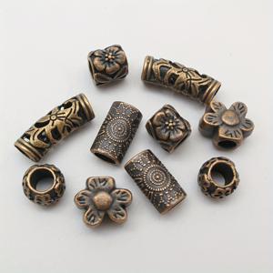 TEMU 꽃무늬 디자인의 다양한 빨간색 구리 비즈 10개 세트. 헤어 브레이딩 및 드레드락스에 적합하며 여성 주얼리 공예 용품으로 이상적입니다.