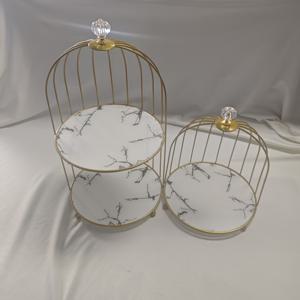 TEMU 높이가 다른 두 개의 고급스러운 케이크 스탠드가 무지개 빛을 발사하며, 스낵, 과일, 사탕을 전시하는 데 완벽합니다.