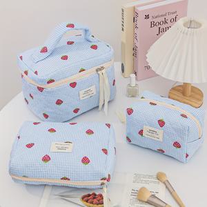 TEMU 3개 세트 빨강/파랑 딸기 패턴 여행용 퀼트 화장품 가방, 다기능 정리함, 대용량 화장품 및 키트, 가정용 수납, 안경 케이스, 휴대폰 케이스, 페이퍼 타월 보관 가능, 생일 선물 최고의 선택|핸드폰케이스|휴대폰케이스|핸드폰가방