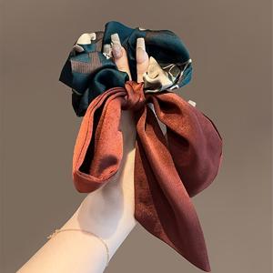 TEMU 2024년 고급 한국 스타일 헤어 타이 헤드밴드, 빈티지 꽃무늬 프린트 & 리본 디테일 - 부드러운 원단, 여성용 조절 가능한 핏, 포니테일, 부니 & 일상 스타일링에 완벽, 부니 고정 헤드밴드, 포니테일 액세서리, 한국 패션 액세서리, 편안한 헤어웨어