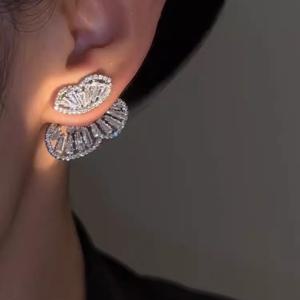 TEMU 리드키스 여성용 럭셔리 합성 지르코니아 나비 스터드 귀걸이 - 탈착식 클립온/클립언더 윙, 웨딩 & 데일리 주얼리, 4월 탄생석 선물 (합성 지르코니아)