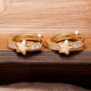 TEMU 1쌍 저자극 스타 귀걸이 - 피어싱 없이 착용 가능한 스타 참, 사계절 데일리 웨어, 비치 파티, 선물, 선생님/졸업 행사, 민감한 라이트 베이지 우아한 보호 스타일