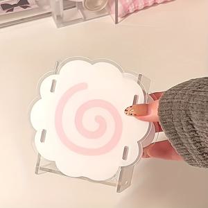 TEMU 세련된 데스크탑 문구용으로 사용하기에 적합하며 사계절 내내 사용할 수 있는 핑크색 아크릴 물고기 모양의 펜 홀더|책상