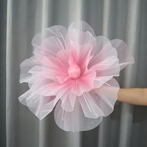 TEMU 40cm 리얼리스틱 실크 플라워 장식 - 레이어드 페탈, 파스텔 & 생생한 색상 (핑크, 옐로우, 그린 줄기), 유지 관리 없는 우아한 꽃다발, 웨딩, 홈, 호텔, 창문 디스플레이용 - 발렌타인데이, 어머니날, 크리스마스, 추수감사절, 아버지의 날, 결혼식 장식, 자연스러운 잎사귀 디자인