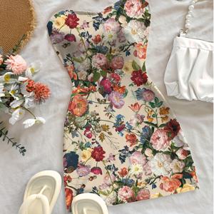 TEMU 여성용 플로럴 프린트 미니 드레스 - 플레어드 힙 오프숄더 비치 파티 의상 - 사계절 휴가 웨딩 데이트 - 세탁기 사용 가능 꽃무늬 원피스, 장미·모란·장미꽃 무늬, 비치 드레스, 페스티벌 웨어, 흐르는 스커트 스타일, 반투명 소재