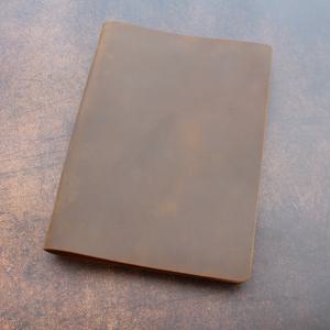 TEMU A5 정품 가죽 노트북에는 100장의 시트와 200페이지가 들어 있으며, 수제 상단 레이어 소가죽 노트북, 6홀 교체 가능한 루스리프 다이어리, 학생 독서 경험 쓰기 노트북, 여행 기록, 사무실 회의 기록