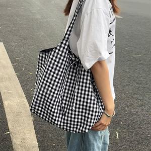 TEMU 1개 여성용 빈티지 숄더백 - 대용량 토트백, 드로스트링 클로저, 블랙 & 화이트 격자무늬 패턴, 내구성 있는 일상 핸드백, 쇼핑/출근/여행용, 빈티지 팜하우스 스타일, 다목적 캐리올, 캐주얼 에스테틱, 튼튼한 구조, 직장인 추천