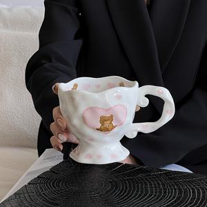 TEMU 싱글 러브 도트 머그, 라떼, 애프터눈 티 또는 따뜻한 핫초콜릿에 이상적입니다. 이 하트 베어 테마 머그는 사랑하는 사람들을 위한 매력적이고 유용한 선물로 만들어줍니다.