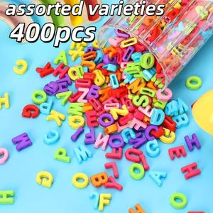TEMU 다양한 색상의 대문자 400개 비즈 세트. 플라스틱으로 제작된 A-Z 알파벳으로 구성되어 있으며, 주얼리, 팔찌, 목걸이, 키체인, 신발끈 등 다양한 공예품 제작에 적합합니다. 생생한 장식은 파티에 이상적이며, 재미있는 디자인을 포함하고 있습니다.