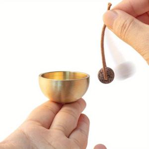 TEMU 1/3개 수제 순수 황동 싱잉볼 세트 | 1.57인치, 망치 및 쿠션 디퓨저 포함, 사운드 테라피, 명상, 요가, 명상, 선 장식, 음악 애호가 및 차도에 적합, 밝은 노란색