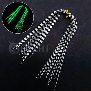 TEMU 실리콘 후크가 있는 10개 세트 발광 얼룩말 패턴 비즈 스트리머 스커트 - 야간 낚시용 블랙 피싱 루어, 내구성 있고 사용하기 쉬운 낚시 루어 및 미끼, 낚시 장비, 생동감 넘치는 루어 디자인, 이지유즈 루어