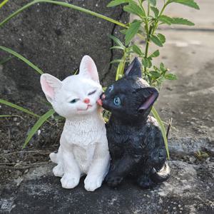 TEMU 1개 커플 블랙 & 화이트 고양이 레진 조각상 - 하트 모양 디자인의 리얼리스틱 정원 장식, 집 & 정원에 완벽, 데이, 크리스마스, 할로윈 등에 이상적인 선물, 고양이 장식, 크리스마스 장식, 할로윈 장식, 피규어, 홈 데코용 오너먼트
