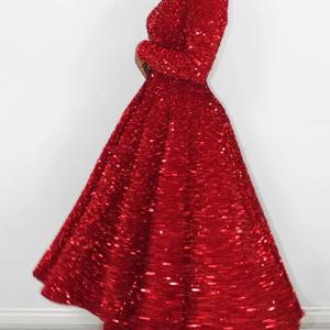 TEMU 새로운 여성 가을/겨울 컬렉션 특가. 반달넥, 스팽글 패치워크, 백 지퍼 디자인의 축제 분위기의 레드 롱 드레스가 특징입니다. 크리스마스 파티 및 새해 축하 행사에 완벽하며, 발렌타인데이를 위한 우아함과 세련성을 선사합니다.