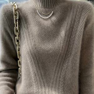 TEMU 이해의 트렌디한 여성용 단색 터틀넥 스웨터는 부드럽고 포근한 플러스 사이즈의 가을/겨울용 베이스 레이어입니다.|블라우스|여성의류