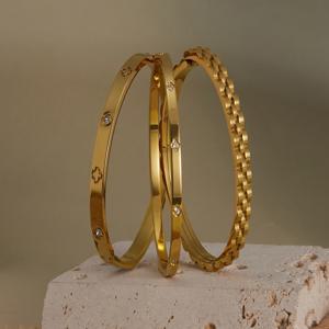 TEMU 3개 골드 304 304 스테인리스 스틸 팔찌 세트, 변색 방지 클래식 네잎 클로버 커플 팔찌, 패셔너블 여성 주얼리, 라이트 럭셔리 팔찌, 우아한 레트로 저렴한 액세서리, 데일리룩을 위한 스타일리시 팔찌