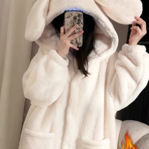 TEMU 가을, 겨울용 여성용 두꺼운 세트. 토끼 귀, 인싸 스타일 후드 디자인, 귀여운 플러시 보온 로브가 특징입니다.