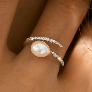 TEMU 1개 여성용 우아한 모조 진주 반지 - 화이트 스톤 장식, 모조 진주 웨딩, 로프 디자인, 캐주얼 웨어, 발렌타인데이/어머니날 선물, 합리적인 가격의 럭셔리 (도금 없음, 내구성 강함) - 사계절 액세서리