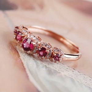 TEMU 우아한 S925 스테링 실버 자연 감란 반지 - 빛나는 액센트가 있는 고급 레드 오픈 스타일, 로즈 , 특별한 기회에 적합, 전문가에게 선물, 남성과 여성 모두에게 적합