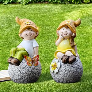 TEMU 2개 야외 정원 조각상 세라믹 피규어 - 귀여운 소년 & 소녀의 밀짚 모자와 나비 장식, 날씨에 강한 돌 정원 장식품, 발코니 및 마당용 - 어머니날 선물, 배터리 필요 없음, 파티오 장식, 재미있는 디자인, 핸드메이드 느낌