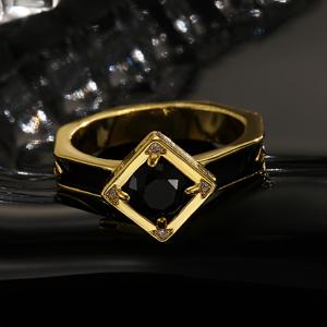 TEMU 미스터리한 스타일을 풍기는 블랙 합성 시스틴 자이언트 스톤이 특징인 남성용 구리 반지. 일상복, 결혼식, 약혼식 및 기념일 선물로 적합합니다.