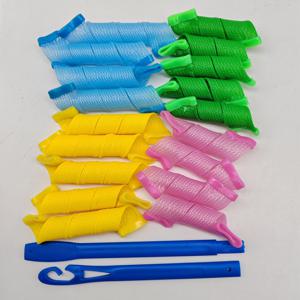 TEMU 18개 세트 - Free 스파이럴 컬러 - 부드러운 매직 헤어 롤러 (후크 포함), 간편한 스타일링, 손상 또는 엉킴 방지 - 내구성 좋은 컬링 도구, 여성용 헤어 액세서리, 여행, 대학생 기숙사 필수품, 컬링에 적합.