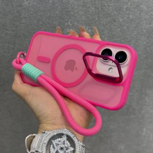 TEMU 아이폰 16, 15, 14 플러스, 13, 12 미니 및 11 프로 맥스용 호환되는 매트 메탈 렌즈 홀더와 레니어드 폰 케이스, 자기식 와이어리스 충전 커버를 특징으로 합니다.|아이폰케이스