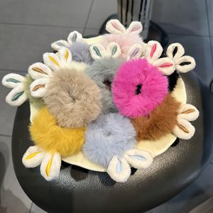 TEMU 8개 가을/겨울 토끼 플러시 머리끈 세트, 멀티 컬러 탄성 헤어 밴드, 포니테일 홀더, 부드럽고 귀여운 인조 토끼털 곱창 밴드, 완벽한 데일리 액세서리 또는 선물.